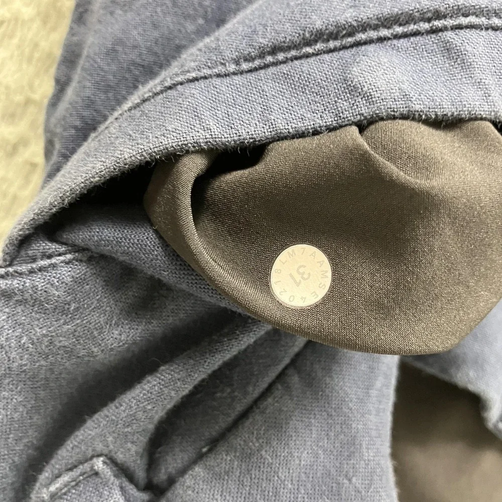 Lululemon Commission Shorts Mens 31 Blue Cotton Chino Casual Summer Pockets